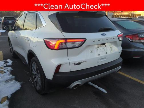2022 Ford Escape Titanium