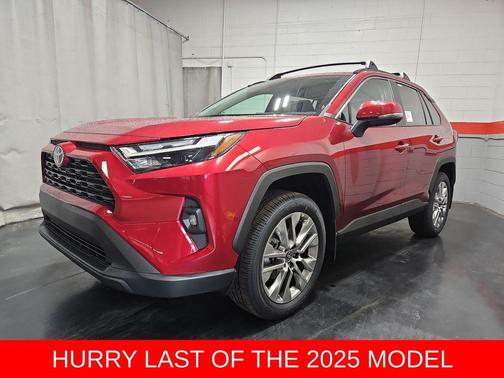 2025 Toyota RAV4 XLE Premium
