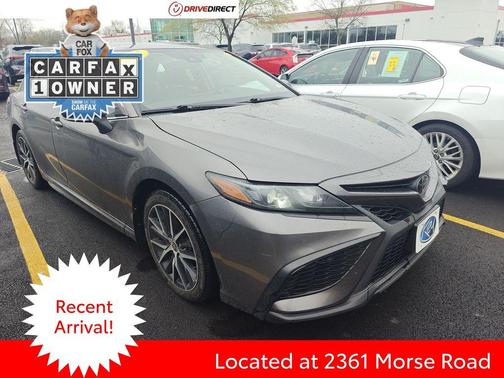 2022 Toyota Camry SE