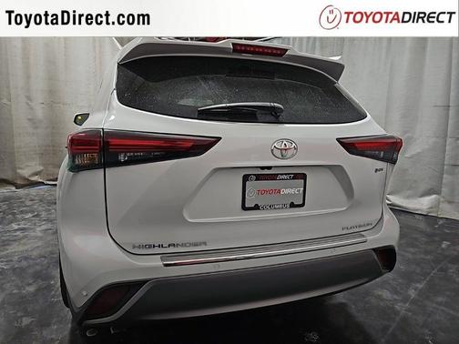 2025 Toyota Highlander Hybrid Platinum