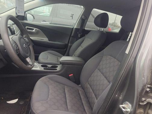 2018 Kia Niro LX