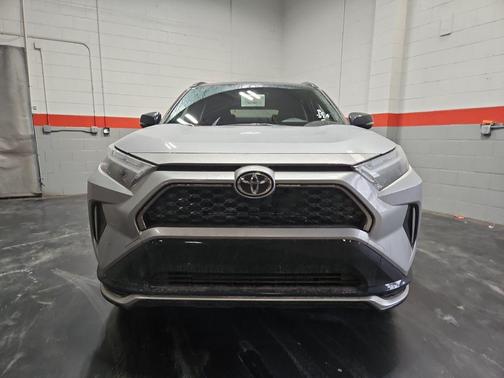 2025 Toyota RAV4 Hybrid SE