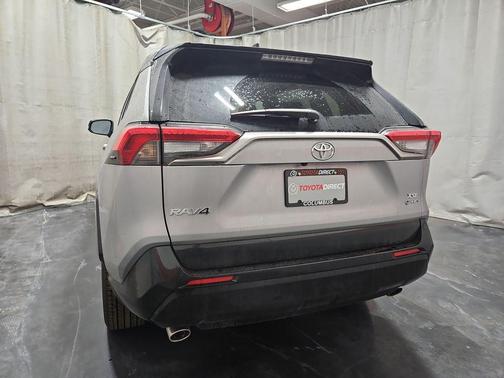 2025 Toyota RAV4 Hybrid SE