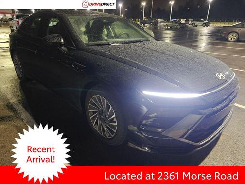 2025 Hyundai SONATA Hybrid SE
