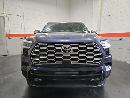 2025 Toyota Sequoia Base