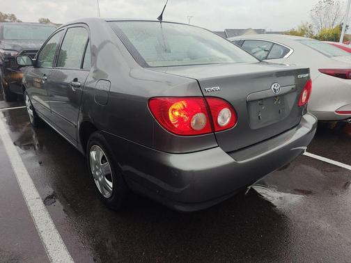 2005 Toyota Corolla LE