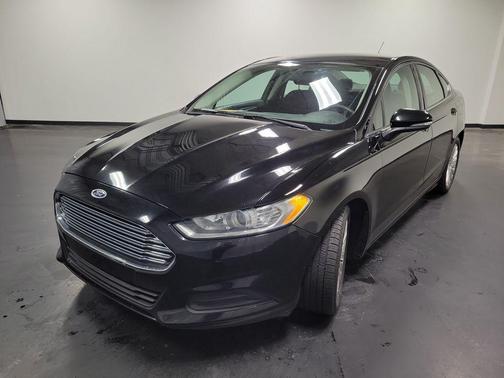 2016 Ford Fusion Hybrid SE