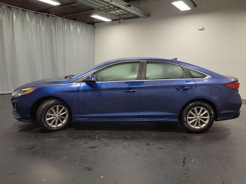 2018 Hyundai SONATA SE