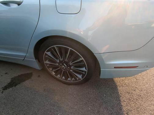2014 Lincoln MKZ Hybrid Base