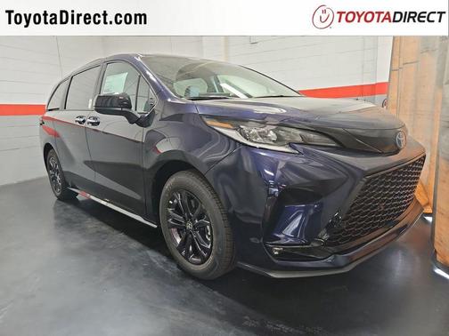 2025 Toyota Sienna XSE 7 Passenger