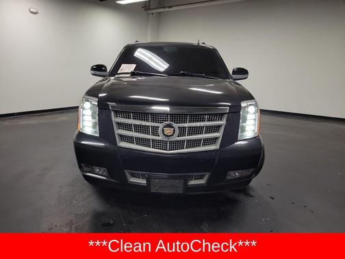 2013 Cadillac Escalade ESV Platinum Edition