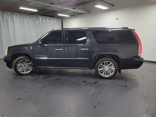 2013 Cadillac Escalade ESV Platinum Edition