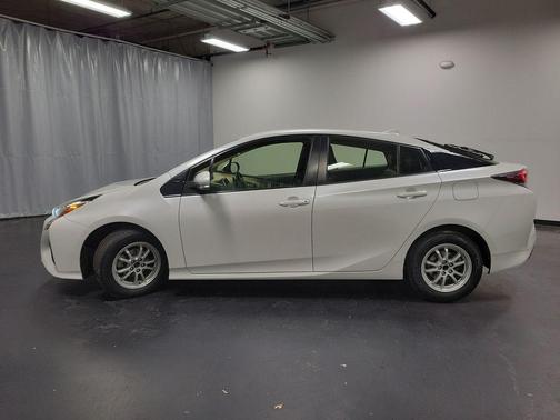 2017 Toyota Prius Two
