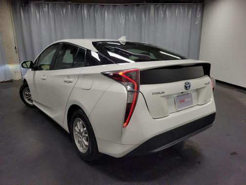 2017 Toyota Prius Two