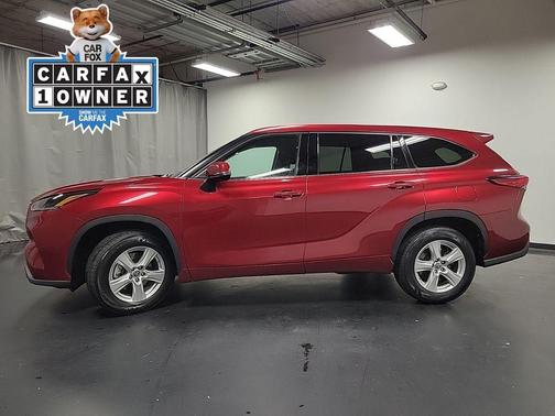 2021 Toyota Highlander LE
