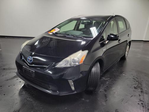 2012 Toyota Prius v Two