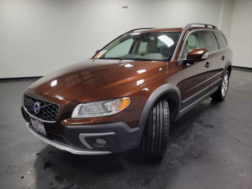 2016 Volvo XC70 T5 Platinum