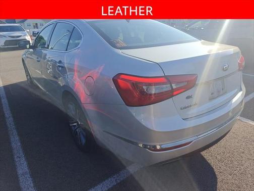 2016 Kia Cadenza Base