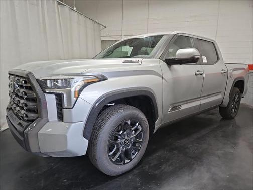 2025 Toyota Tundra Hybrid Platinum