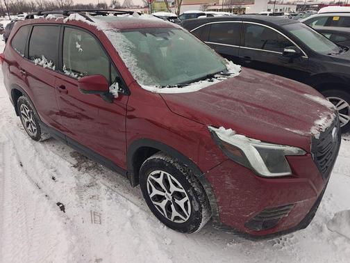 2023 Subaru Forester Premium