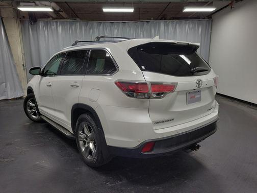 2015 Toyota Highlander Limited Platinum
