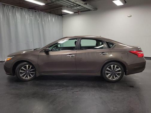 2016 Nissan Altima 2.5 SV