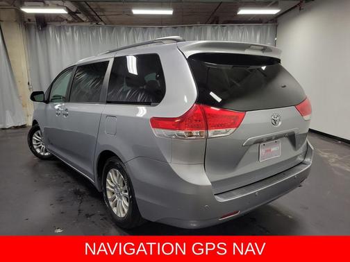 2014 Toyota Sienna XLE