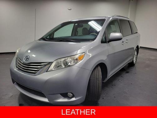 2014 Toyota Sienna XLE