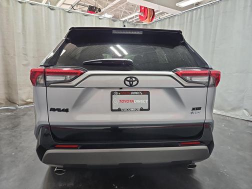 2025 Toyota RAV4 Hybrid SE