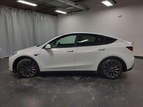 2021 Tesla Model Y Performance Dual Motor All-Wheel Drive