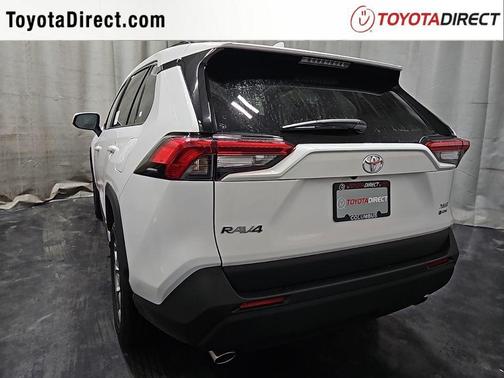 2025 Toyota RAV4 Hybrid XLE