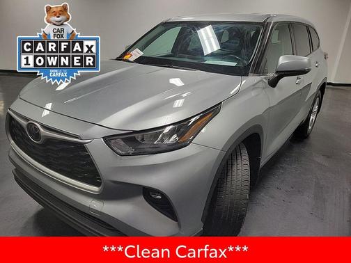 2020 Toyota Highlander LE