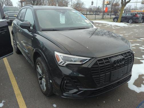 2022 Audi Q3 45 S line Premium Plus