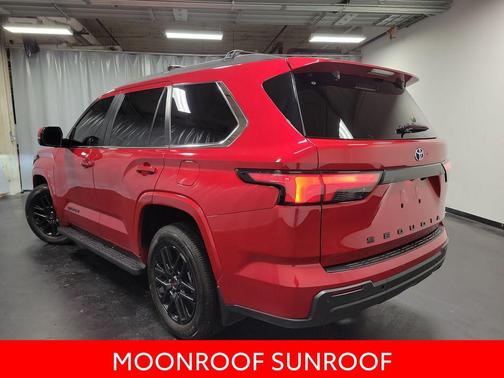 2024 Toyota Sequoia SR5