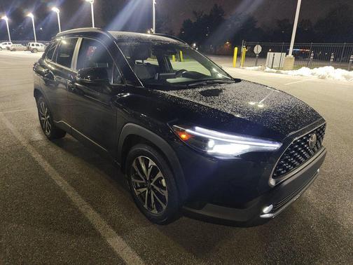 2024 Toyota Corolla Cross XLE