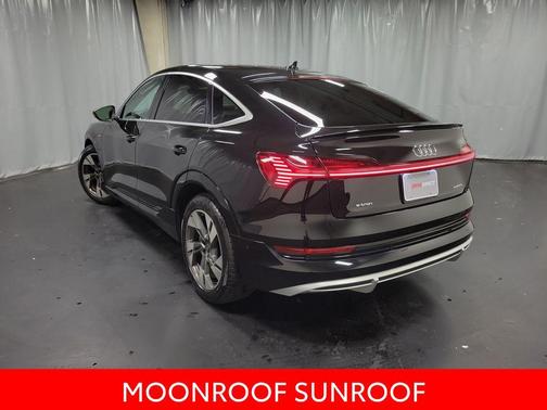 2022 Audi e-tron Sportback S line Premium Plus