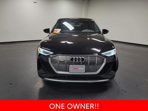 2022 Audi e-tron Sportback S line Premium Plus