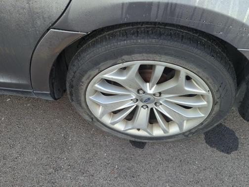 2013 Ford Taurus Limited