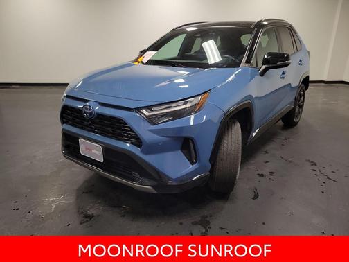 2023 Toyota RAV4 Hybrid SE