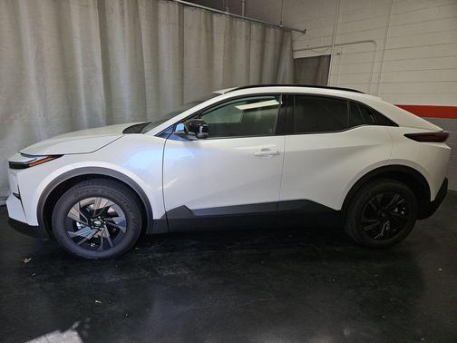 Wind Chill Pearl 2026 Toyota C-HR SE