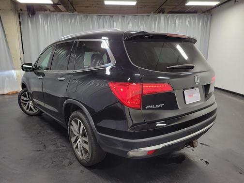 2017 Honda Pilot Elite