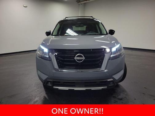 2022 Nissan Pathfinder Platinum 4WD