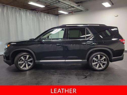 2024 Honda Pilot Touring 8-Passenger
