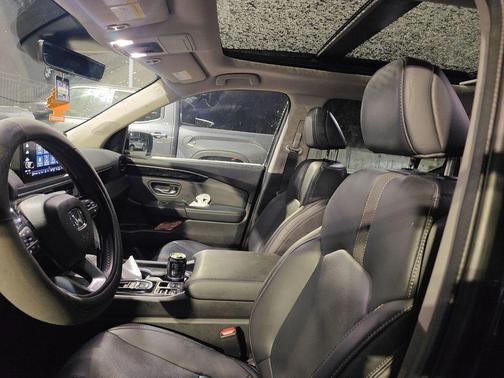 2024 Honda Pilot Touring 8-Passenger