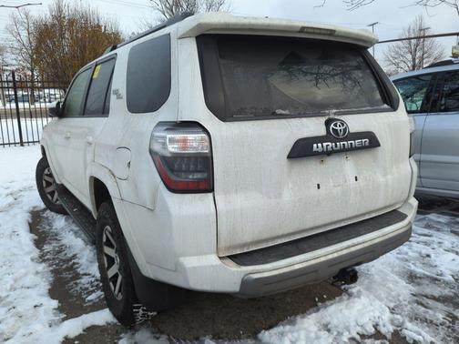 2021 Toyota 4Runner TRD Off Road