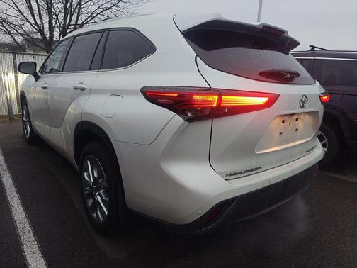 2023 Toyota Highlander Limited