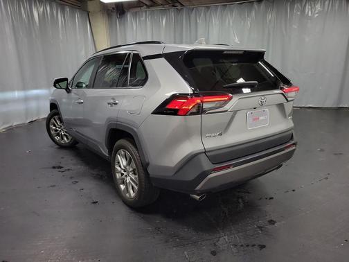 2021 Toyota RAV4 Limited