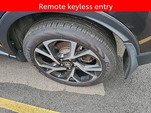 2021 Toyota C-HR XLE