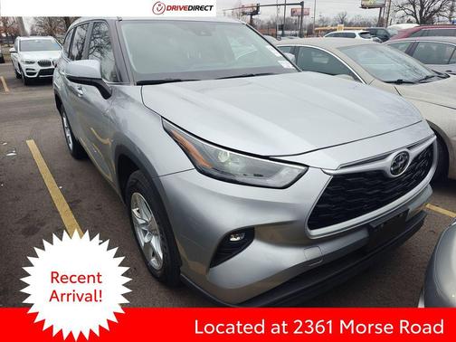 2024 Toyota Highlander LE