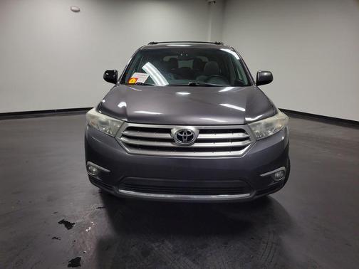 2012 Toyota Highlander SE